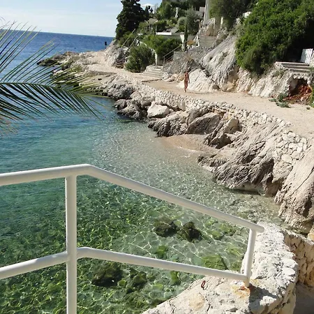 In - Sibenik Riviera 36596 Apartamento Primošten